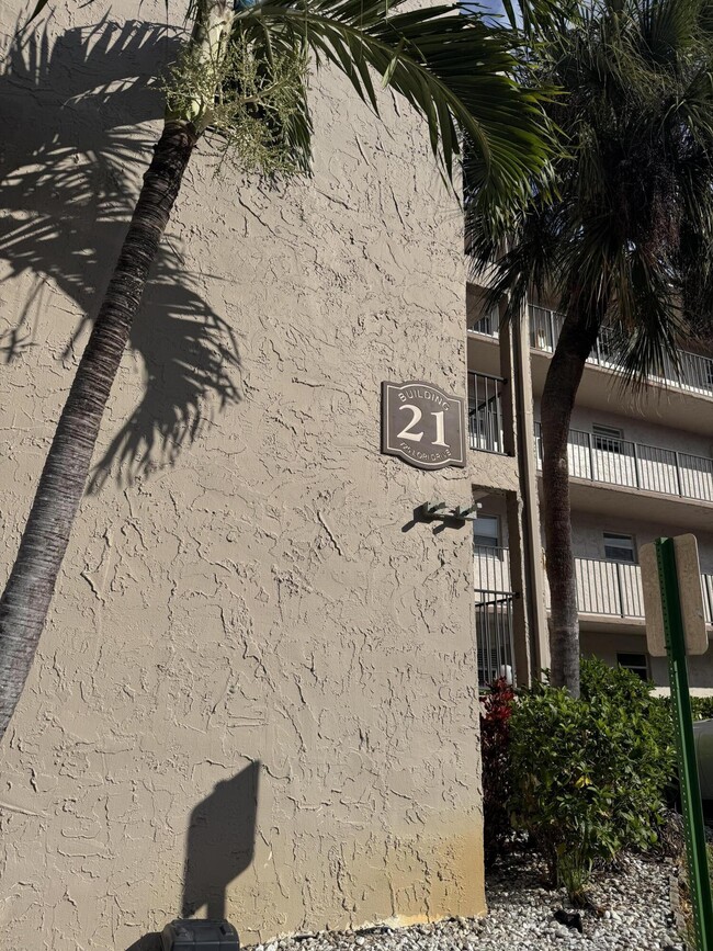 Photo - 725 Lori Dr Unit 107