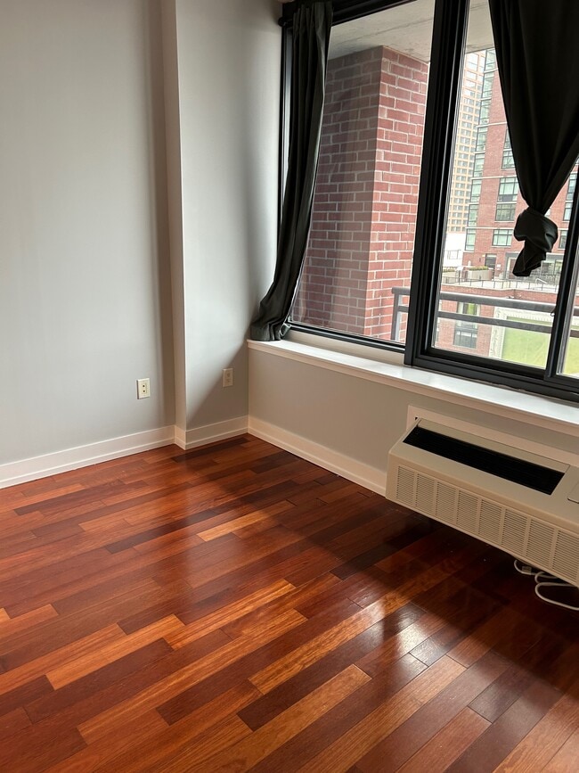 Photo - 389 Washington St Unit 11D