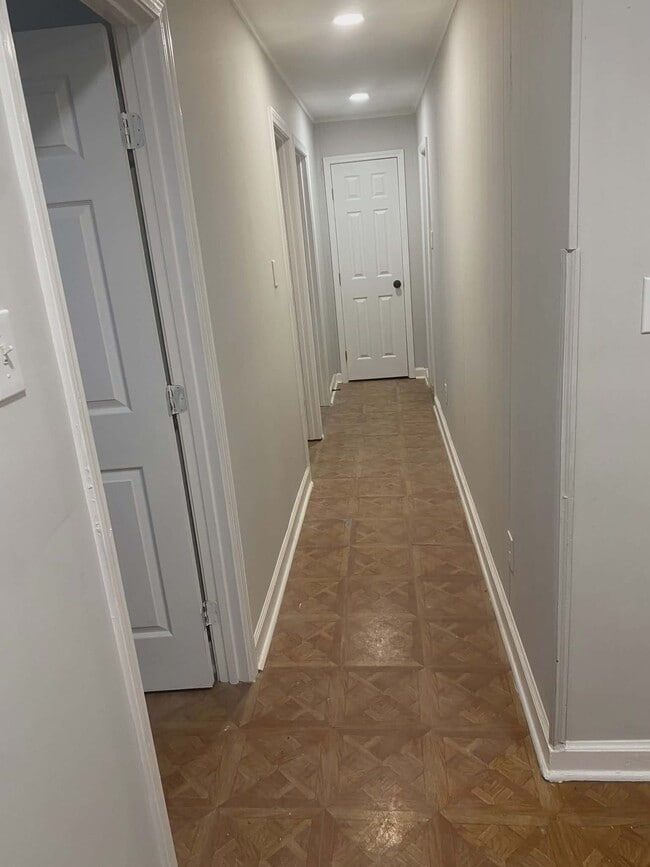 Photo - 828 Baltimore St