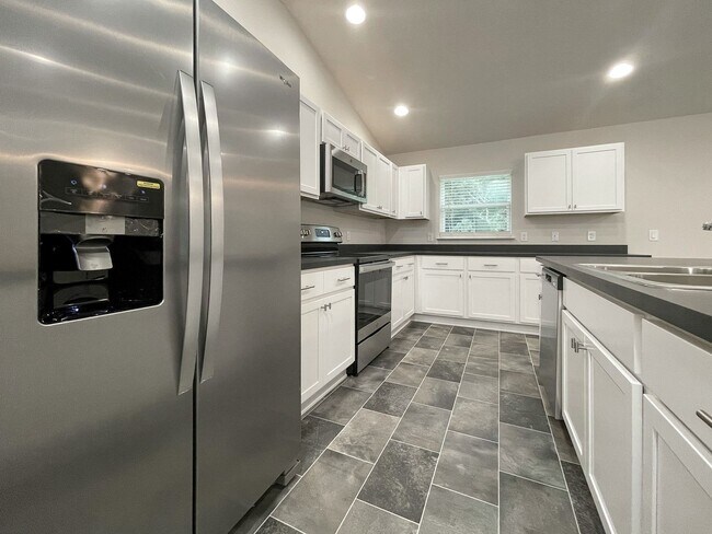 Photo - 13585 SW 40th Cir