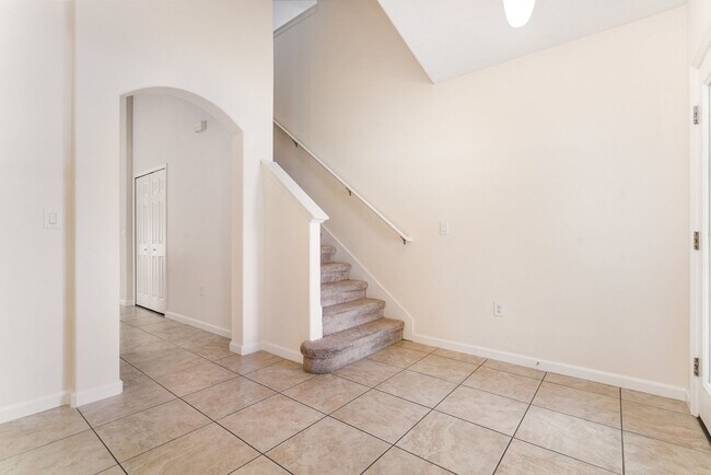 Photo - 1695 Litchfield Dr