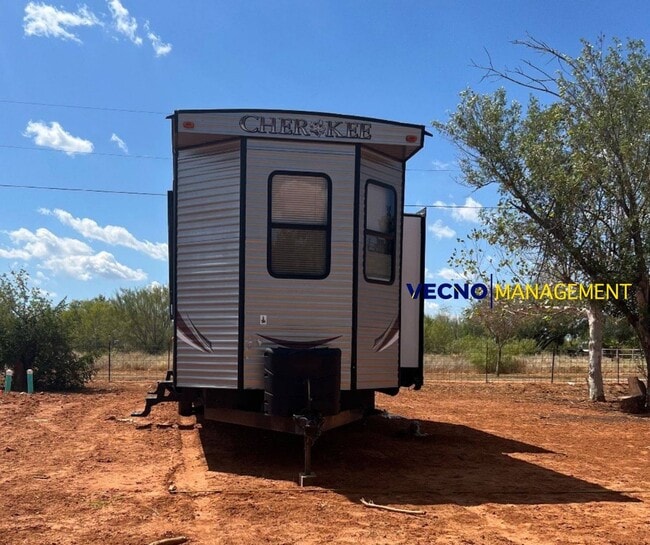 Photo - 1819 Country Rd