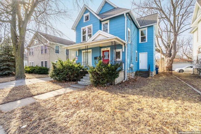 Building Photo - 907 Jackson St Unit 907 Rental
