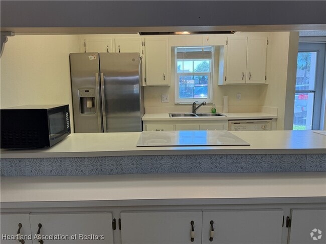 Building Photo - 3801 Perugia Ave Rental