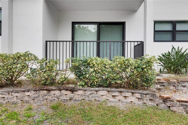 Photo - 1000 River Reach Dr Unit 119