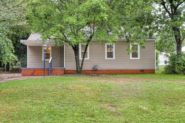 Photo - 531 Tubman St