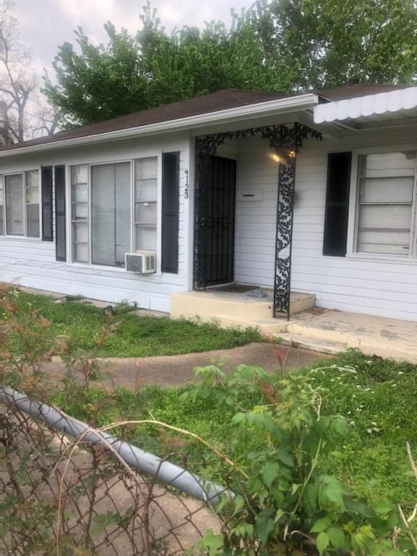 4123 Yale