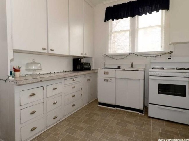 Photo - 1332 E 400 S Unit 1