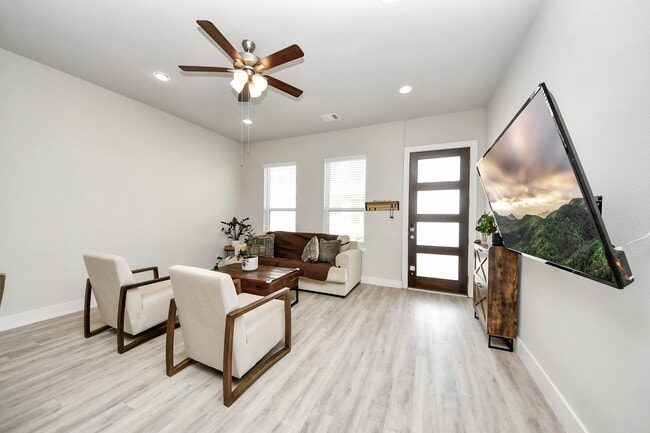 Photo - 9017 Lonestar Creekbend Ln