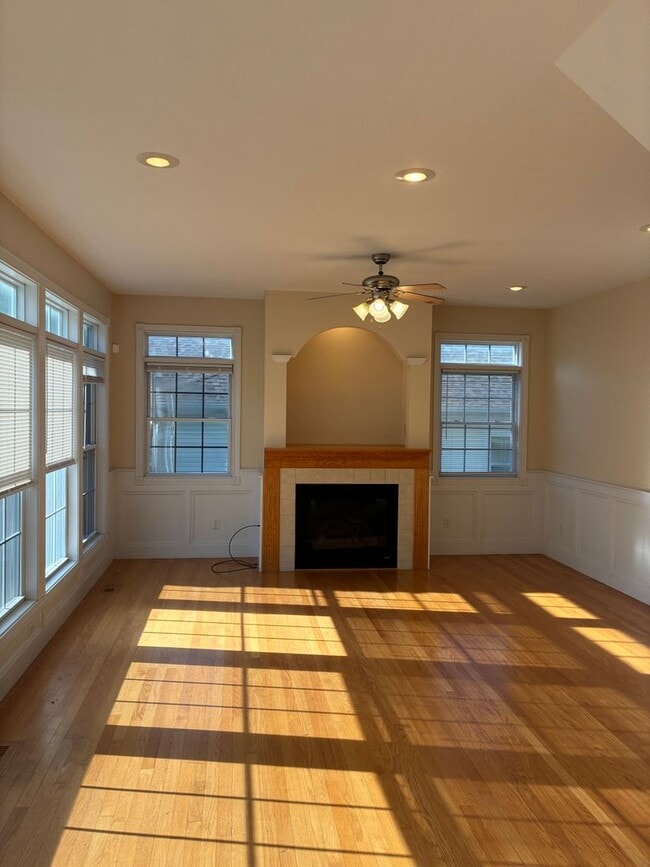Photo - 929 S Fenbrook Ct