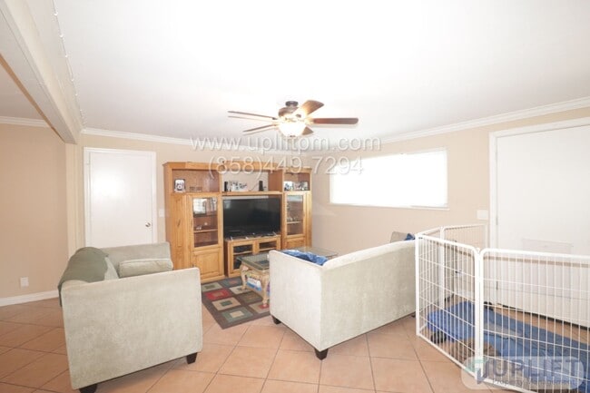 Photo - 5 Bedroom 2 Bath Home In Oceanside