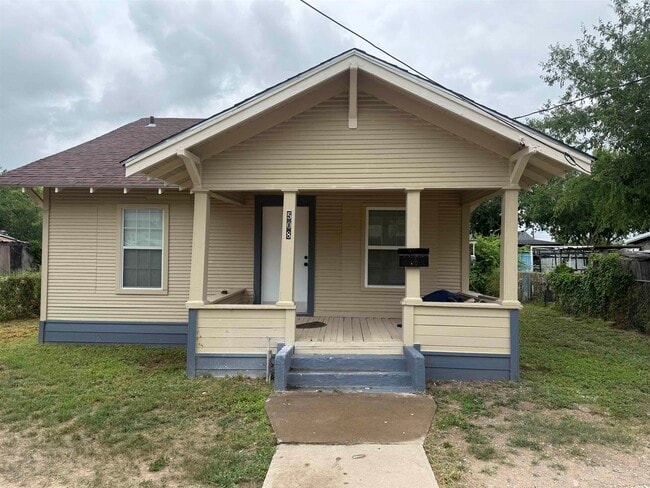 Building Photo - 508 B Ave