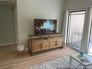 Photo - 3021 Alcazar Pl Unit 202