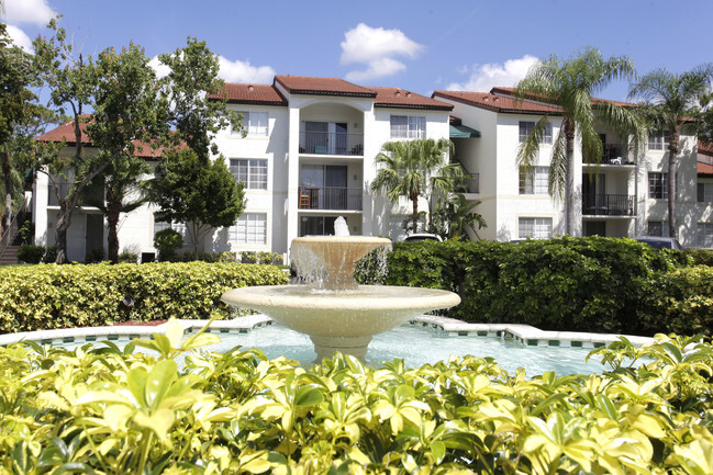 Deerfield Lakes Apartments