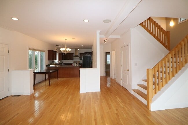 Photo - 141 Grovers Ave