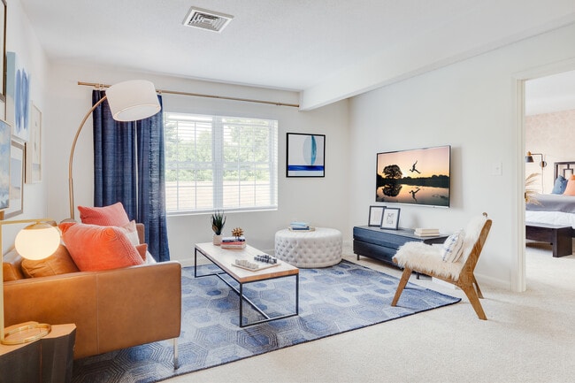 Photo - Residences at Tewksbury Commons