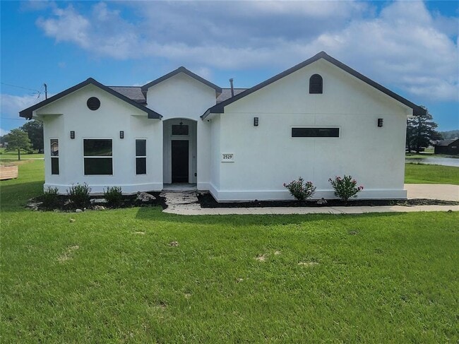 Building Photo - 2529 FM356 Rental
