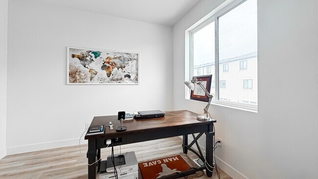 Photo - 888 W 540 S