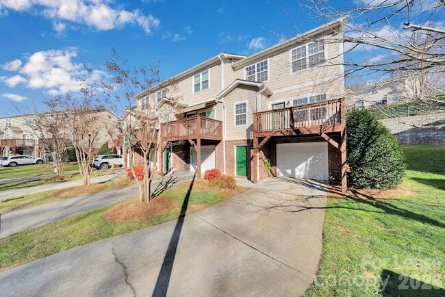 Photo - 163 Forest Ridge Rd