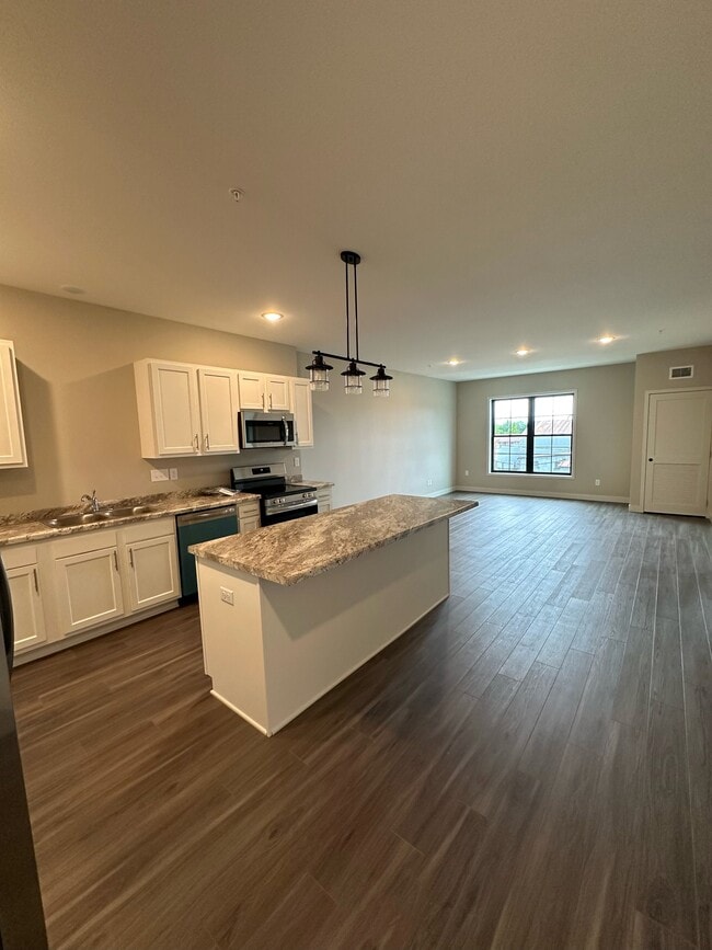 1BR/1BA