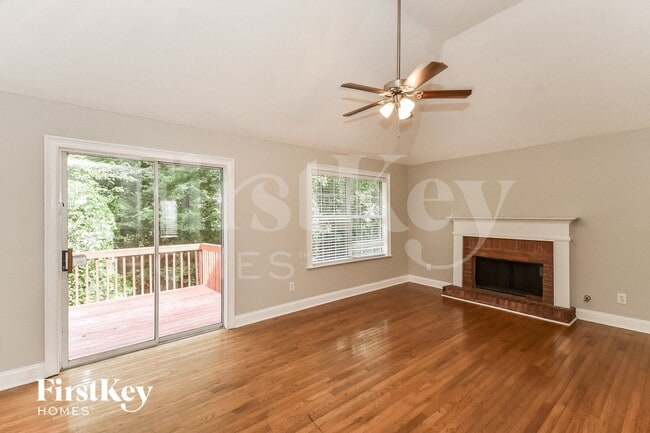 Photo - 4017 Rhinehart Ct