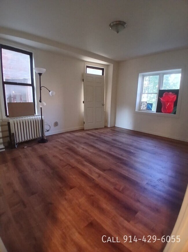 Photo - 288 Hawthorne Ave Unit 1