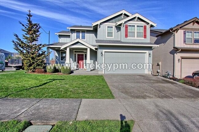 Building Photo - 3 Bed, 2.5 Bath Luxury Pet Friendly Home in Ridgefield