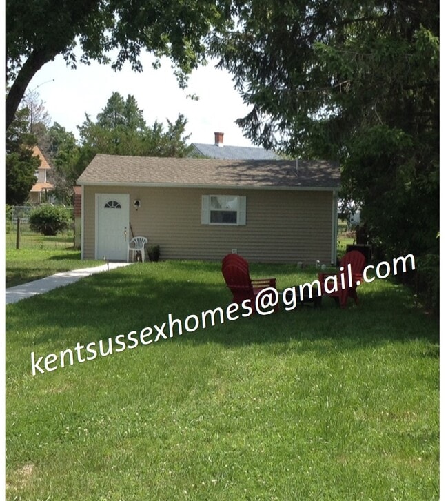 Building Photo - 206 Harrington Ave