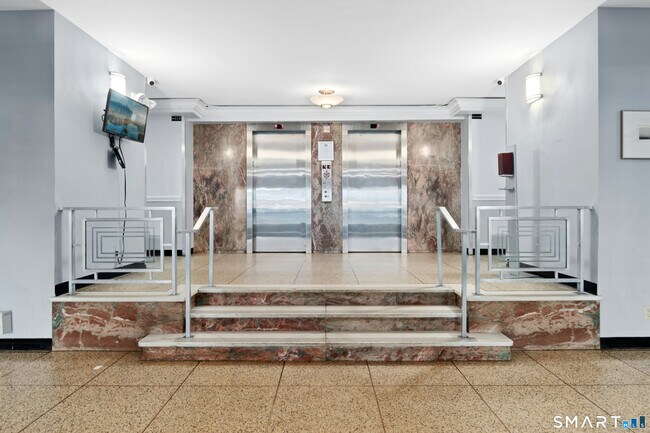 Photo - 71 Strawberry Hill Ave Unit APT 305