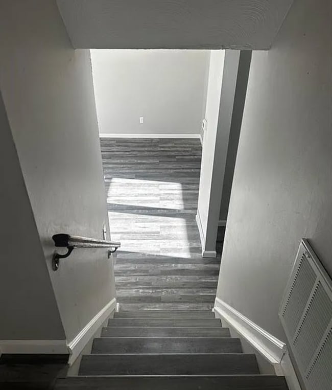 Photo - 140 Ivanhill Rd