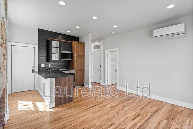 Photo - 2224 E 14th Ave Unidad #3
