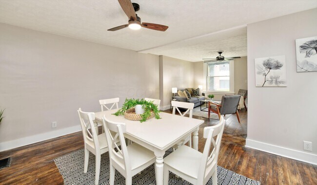 Photo - 1517 Hawthorne Ave Apartment