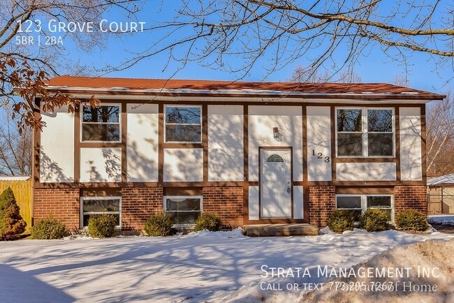 Photo - 123 Grove Ct House