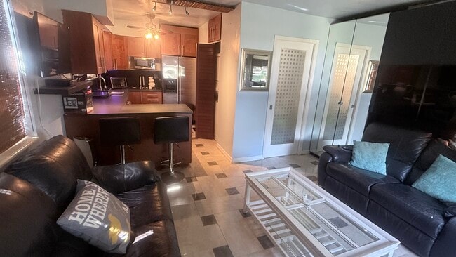 Photo - 1701 Hayes St Unidad 4