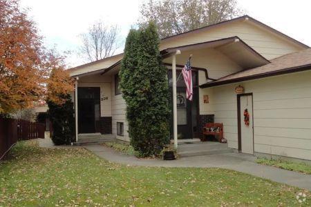 Building Photo - 3 bedroom in Billings MT 59105 Rental