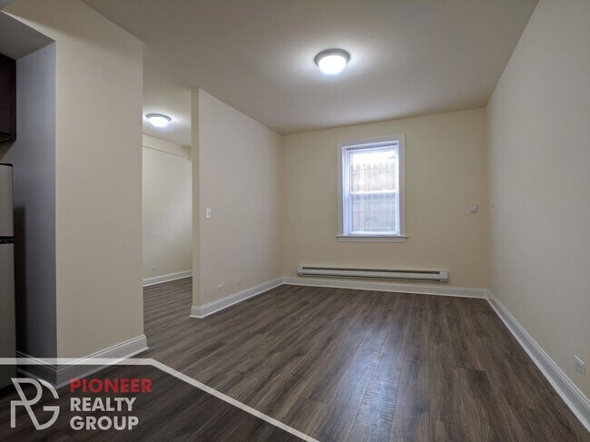 Photo - 2936 W Palmer St Unit 106