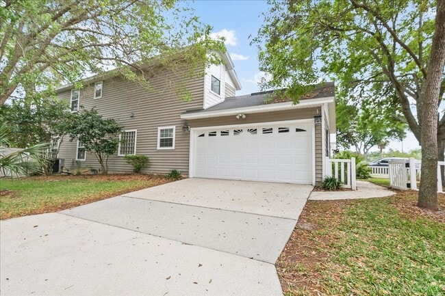 Photo - Lovely contemporary home in popular South Jax Beach!