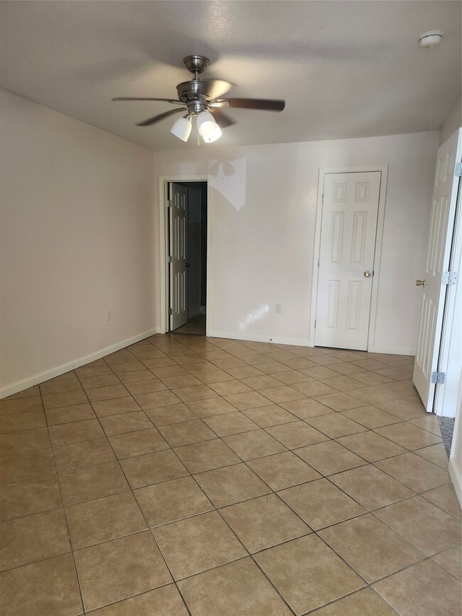 8921 Laura Koppe Rd