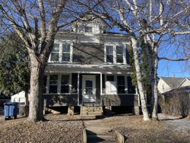 Building Photo - 1515 Liberty St Unit A -Upper