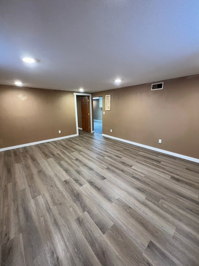 Photo - 624 N 3rd St