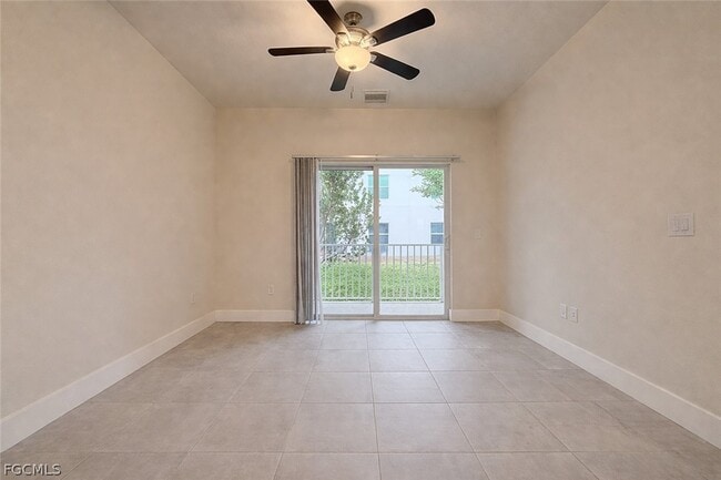 Photo - 3221 SW 8th Pl Unit 107