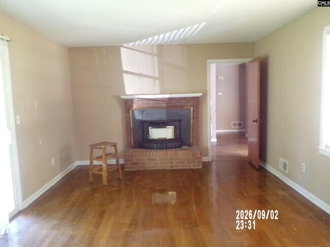 4005 Pine Forest Dr