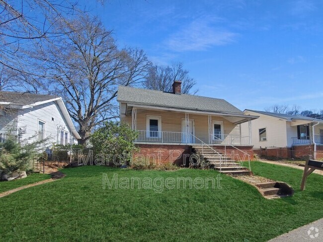 Building Photo - 8 Pettee St Rental