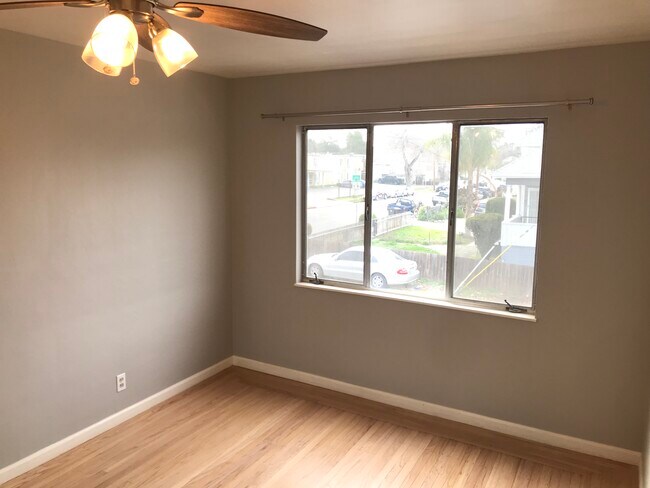 Photo - 22774 4th St