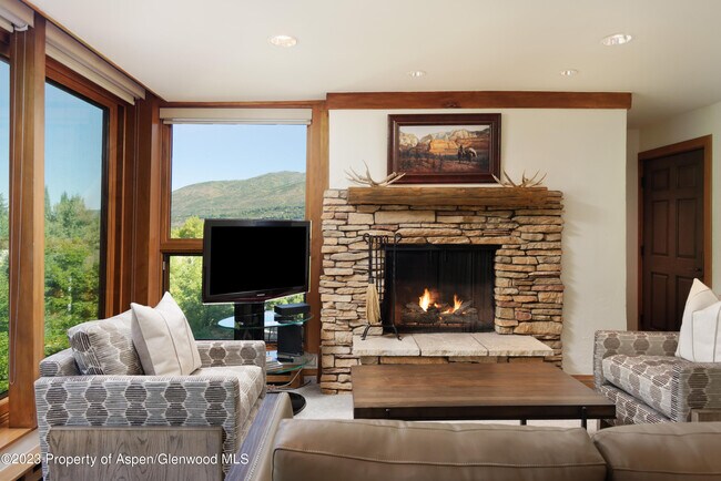 Photo - 728 S Galena St Unit B201