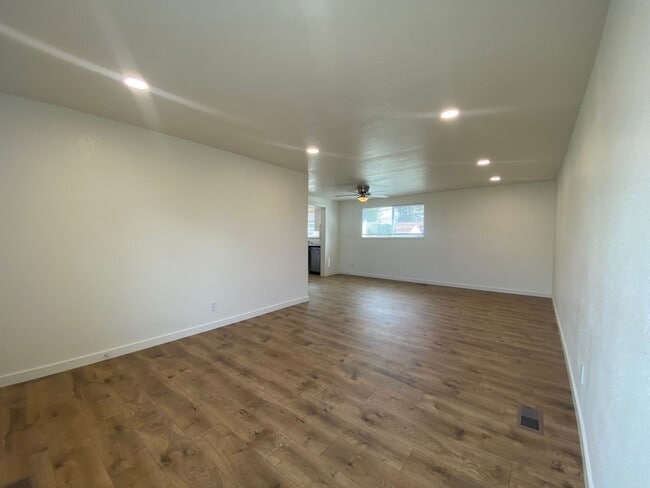 Photo - ? Fully Remodeled 1 Bed / 1 Bath Home Near Franklin Park ?