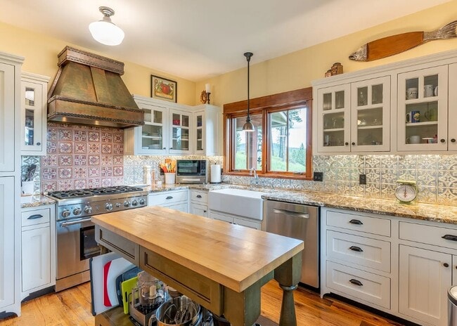 Photo - 6710 Farm To Market Rd