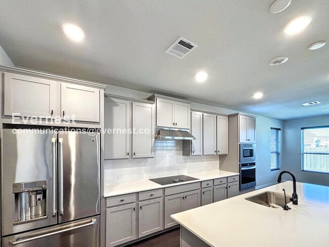 Photo - 102 Santo Spirit Road