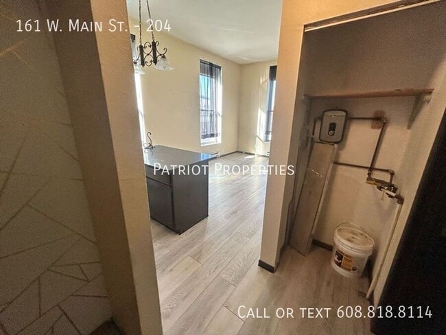 Photo - 161 W Main St Unit 204
