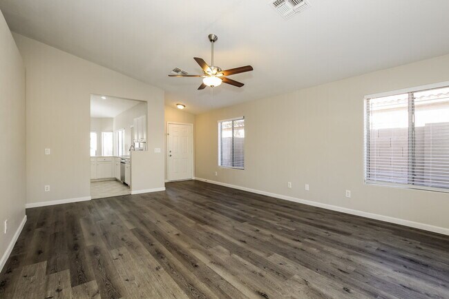 Photo - 3621 S 73rd Dr